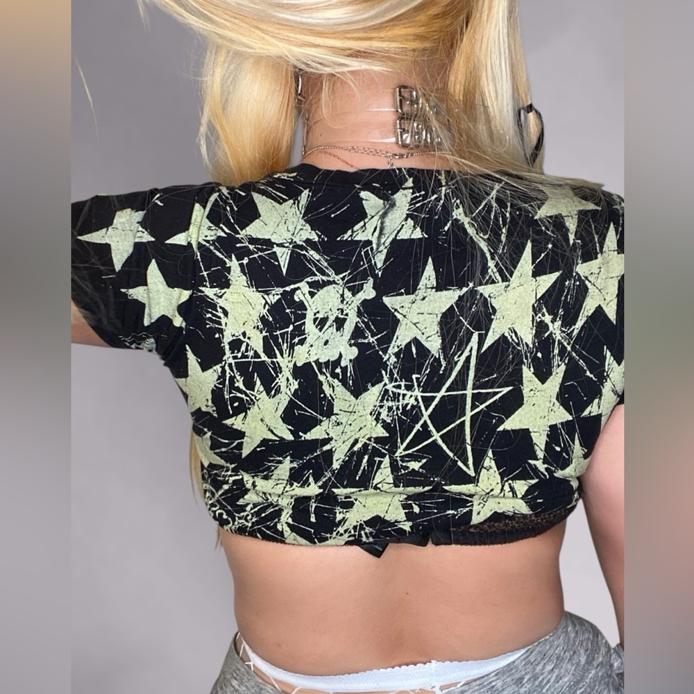 Vintage 00s Grunge Goth Abstract Star Crop Top - Picture 5 of 9